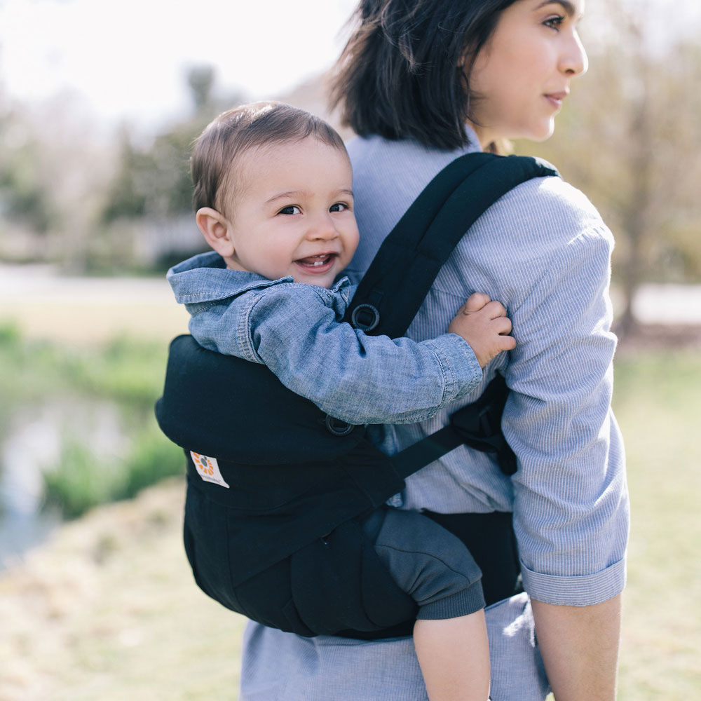 how to wear ergobaby 360 on back
