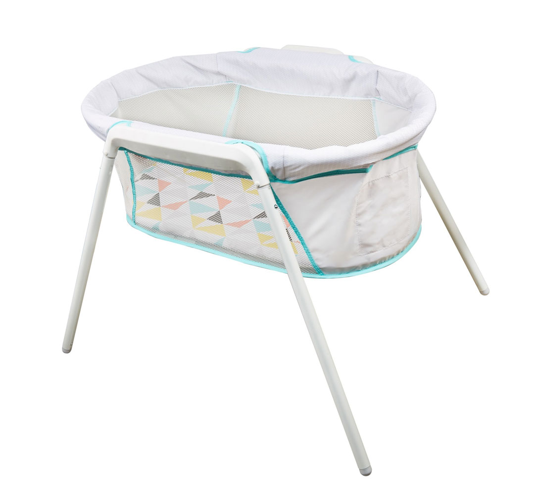 fisher price stow n go bassinet review